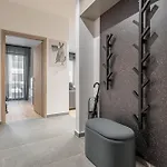 דירה With Balcony @ Downtown בודפשט